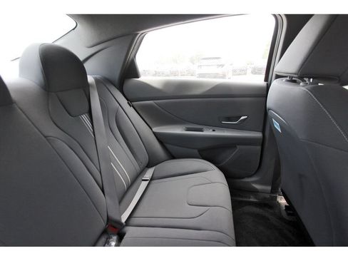 Certified 2024 Hyundai Elantra SEL FWD image 13