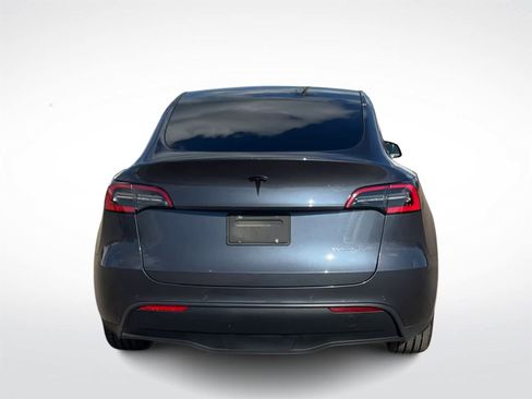 Used 2020 Tesla Model Y Long Range image 7