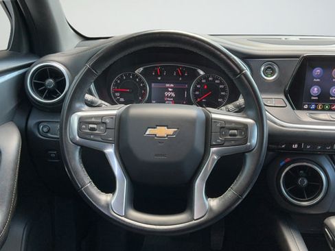 Used 2021 Chevrolet Blazer LT w/ Sound & Technology Package FWD image 10