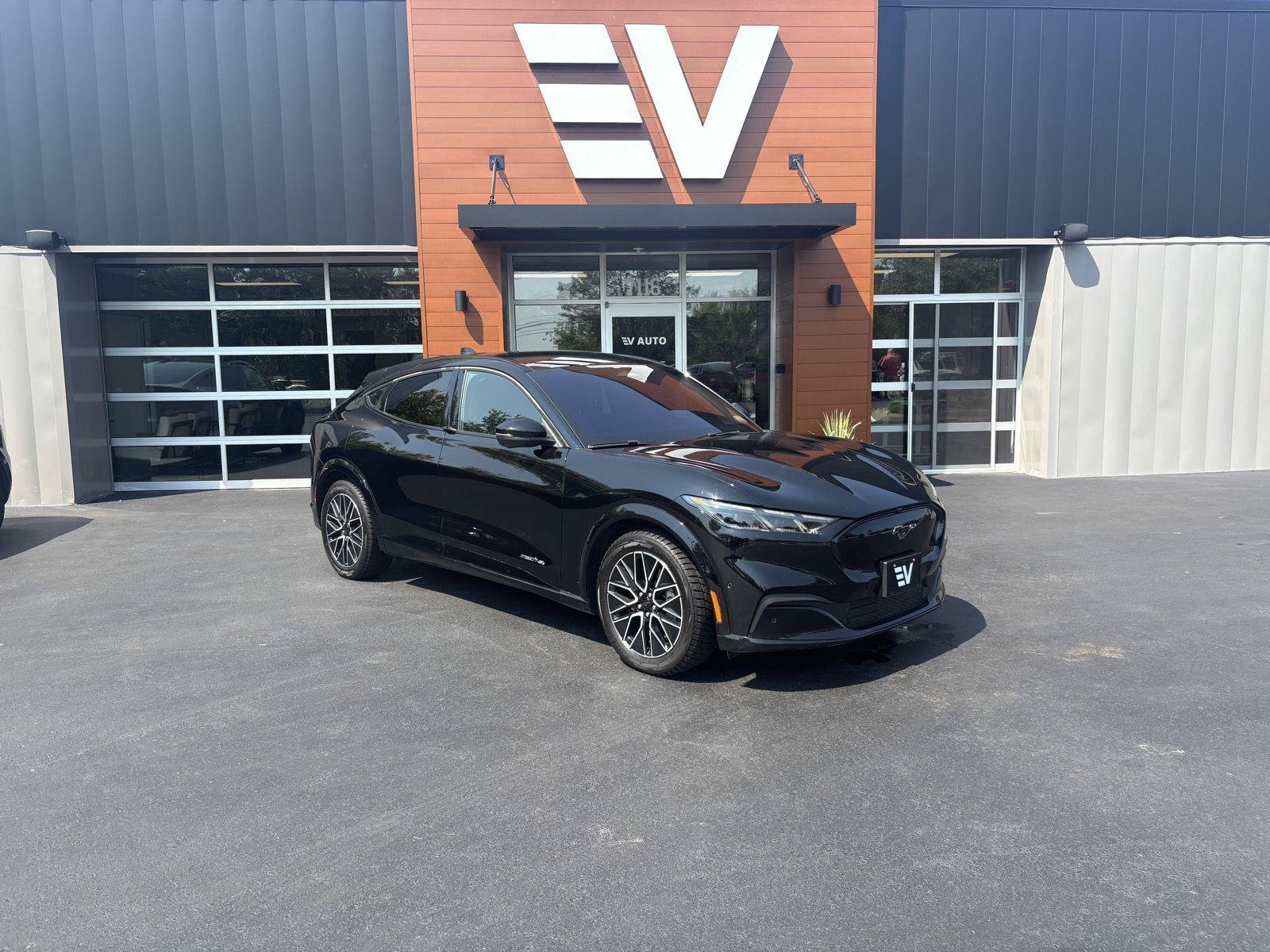 Used 2024 Ford Mustang Mach-E Premium AWD/4WD image 1