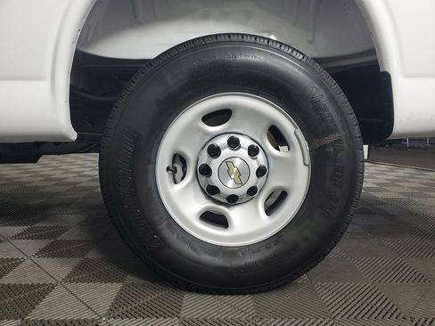 New 2025 Chevrolet Express 2500 Extended w/ Driver Convenience Package RWD image 29