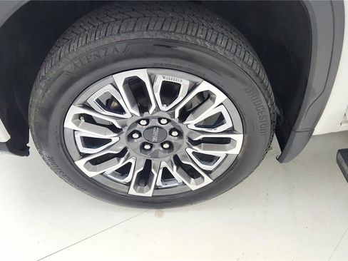 Used 2023 GMC Sierra 1500 Denali Ultimate AWD/4WD image 16
