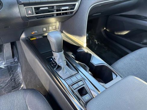Used 2025 Toyota Camry LE image 21