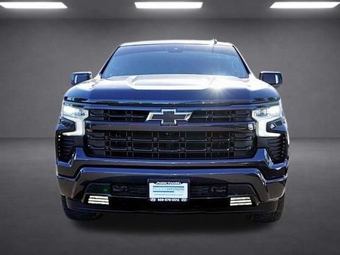 Used 2022 Chevrolet Silverado 1500 RST w/ Convenience Package II AWD/4WD image 5