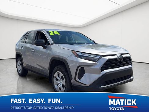Used 2024 Toyota RAV4 LE AWD/4WD image 1
