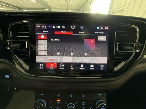 Used 2025 Dodge Durango GT w/ Trailer Tow Group IV AWD/4WD image 28