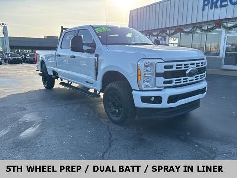 Used 2023 Ford F350 XLT image 1