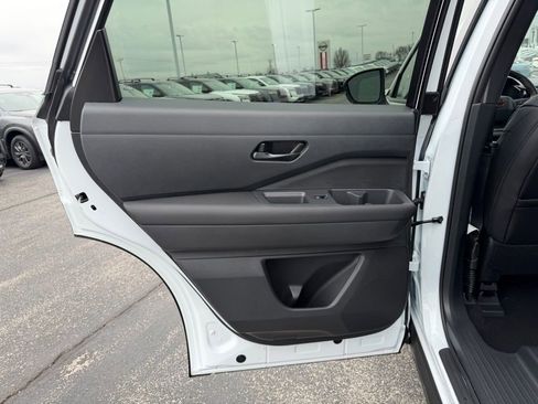 New 2026 Nissan Pathfinder Rock Creek image 16