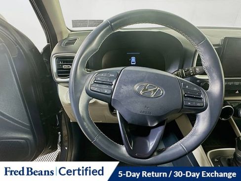 Certified 2023 Hyundai Venue Limited w/ Cargo Package FWD image 13