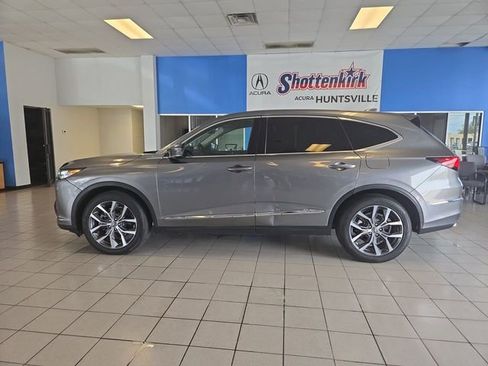 Certified 2024 Acura MDX SH-AWD w/ Technology Package image 5