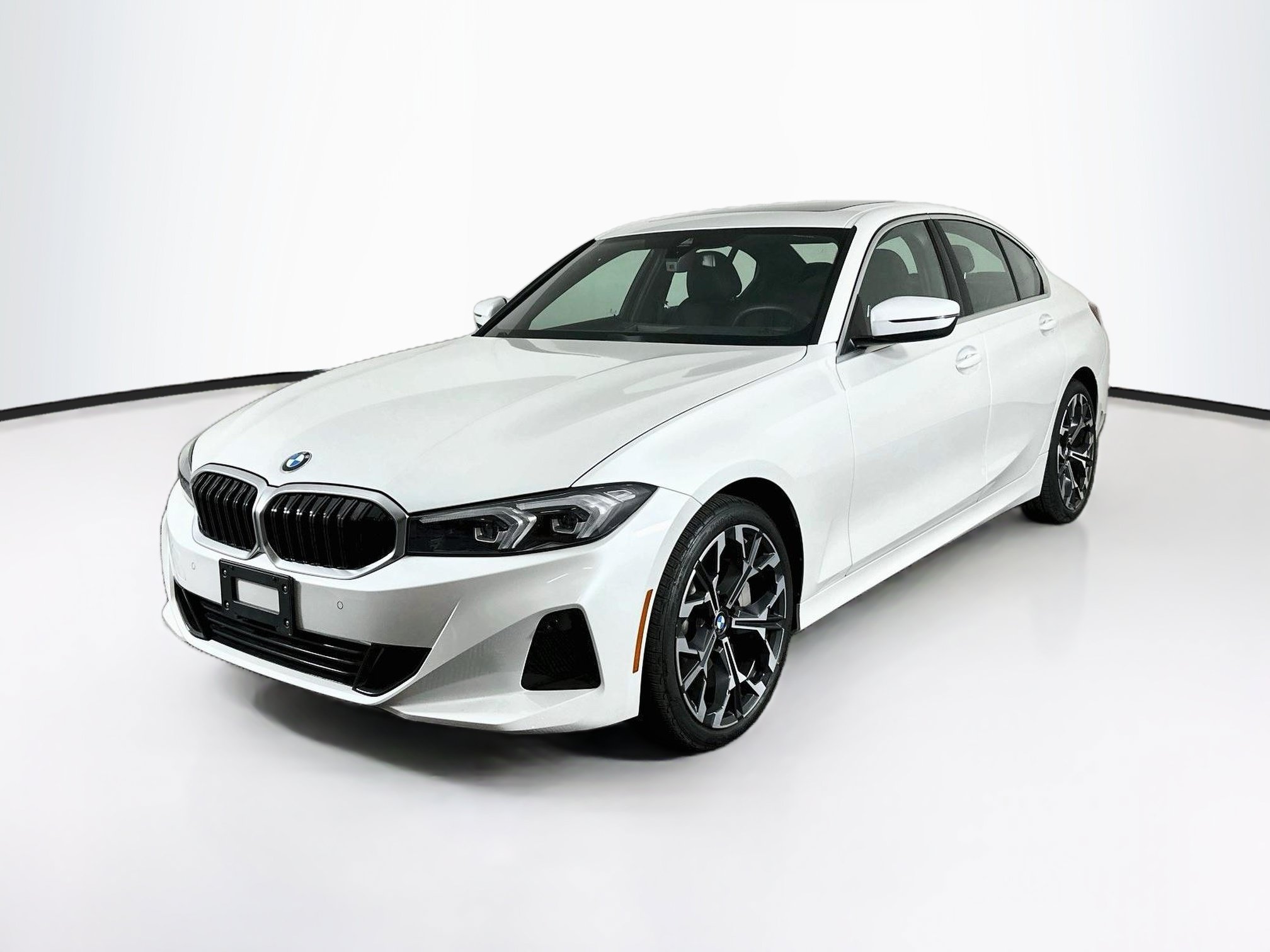 Used 2026 BMW 330i Sedan w/ Premium Package RWD image 3