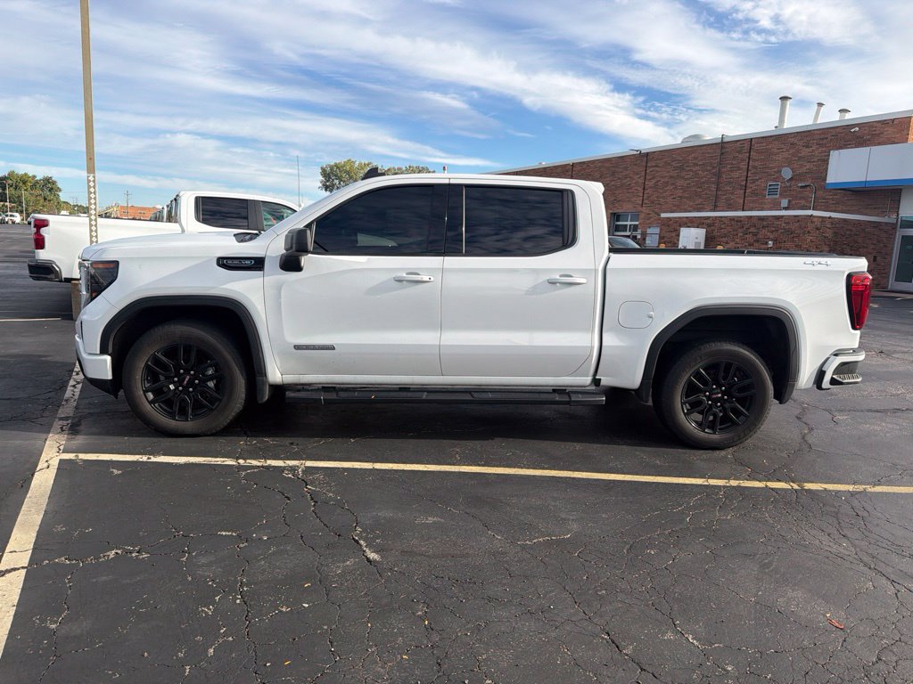 Used 2022 GMC Sierra 1500 Elevation AWD/4WD image 1