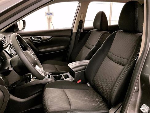 Used 2017 Nissan Rogue S image 24