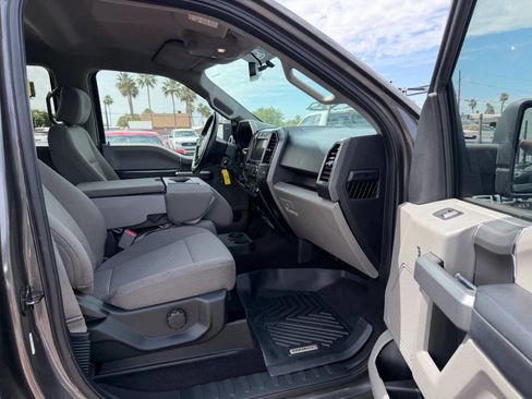 Used 2017 Ford F150 XLT w/ Equipment Group 301A Mid AWD/4WD image 28