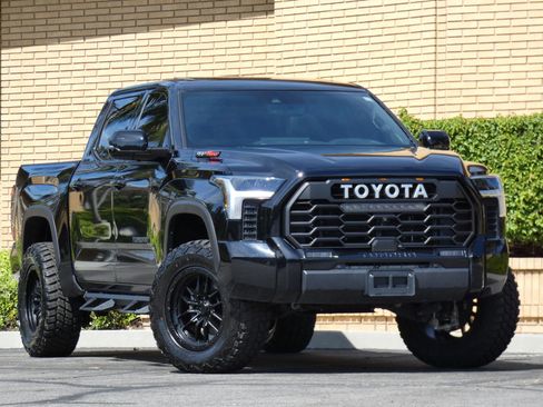 Used 2025 Toyota Tundra Limited image 15