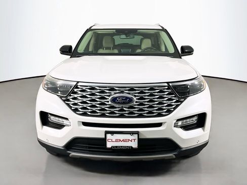 Used 2020 Ford Explorer Platinum w/ Premium Technology Package AWD/4WD image 3
