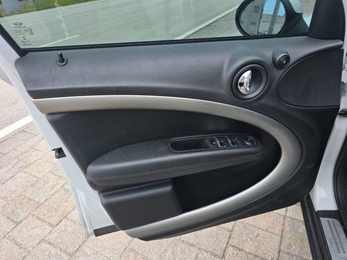 Used 2015 MINI Cooper Countryman FWD image 11