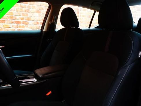 Certified 2022 Nissan Sentra SV FWD image 10