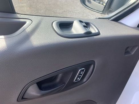 Certified 2024 Ford Transit 350 XLT image 23