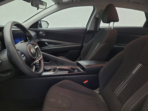 Used 2024 Hyundai Elantra SEL FWD image 17