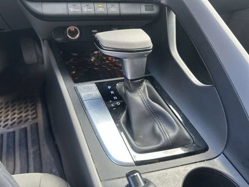 Used 2023 Hyundai Elantra SEL FWD image 24