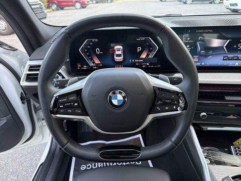 Used 2025 BMW 330i Sedan RWD image 23