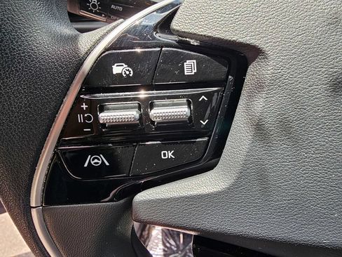 Used 2025 Kia Niro LX FWD image 20
