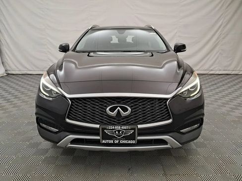 Used 2018 INFINITI QX30 AWD image 2