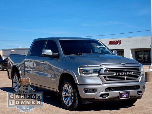 Used 2022 RAM 1500 Laramie w/ Laramie Southwest Edition image 3