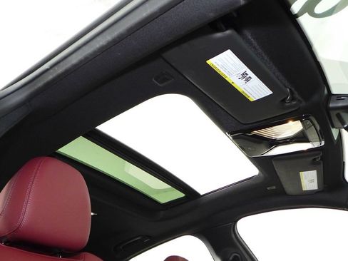 Used 2023 BMW i4 eDrive40 RWD image 18