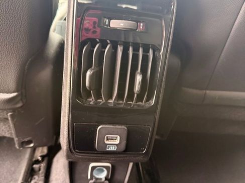 Used 2025 Jeep Compass Limited AWD/4WD image 25