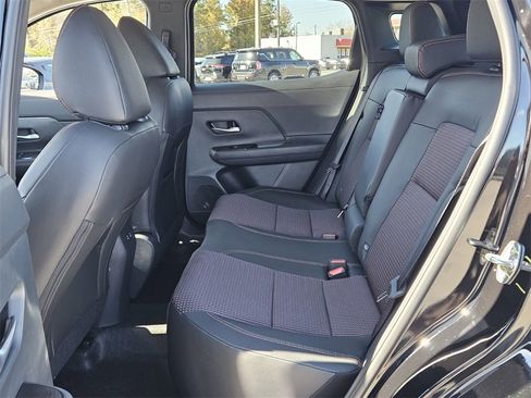 New 2026 Nissan Kicks SR image 4