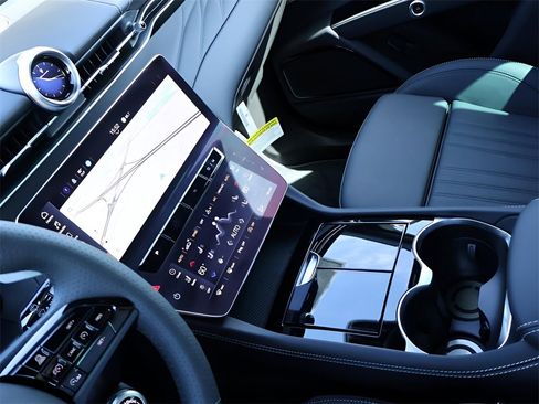 New 2025 Maserati Grecale Modena image 21