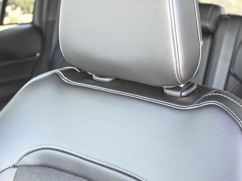 New 2025 Jeep Grand Cherokee Altitude image 15