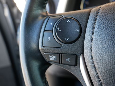 Used 2016 Toyota RAV4 XLE image 28