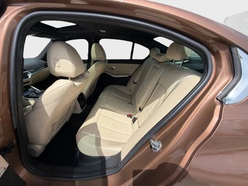 Used 2019 BMW 330i Sedan w/ Premium Package RWD image 27