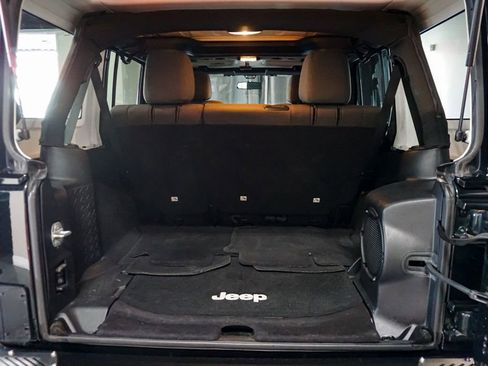 Used 2012 Jeep Wrangler Unlimited Sahara w/ Connectivity Group image 46