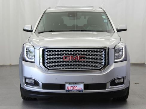 Used 2016 GMC Yukon Denali w/ Open Road Package AWD/4WD image 4