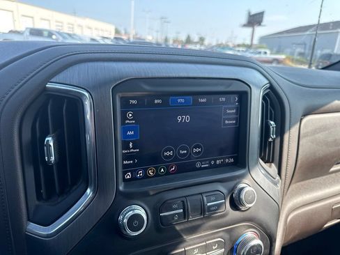 Used 2023 GMC Sierra 3500 Denali w/ Denali Ultimate Package AWD/4WD image 11