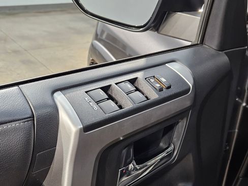 Used 2022 Toyota 4Runner SR5 RWD image 21