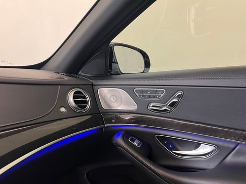 Used 2019 Mercedes-Benz S 450 Sedan image 30