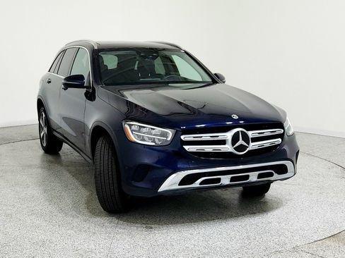 Used 2022 Mercedes-Benz GLC 300 4MATIC image 3