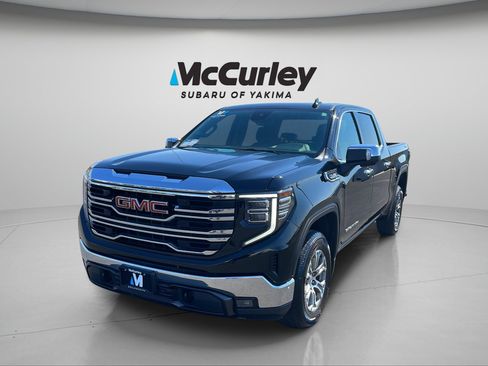 Used 2024 GMC Sierra 1500 SLT AWD/4WD image 2