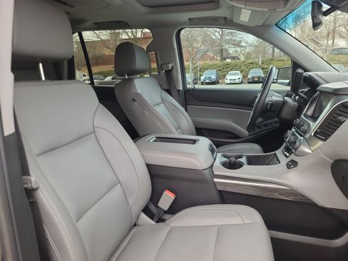 Used 2020 Chevrolet Tahoe LT image 31