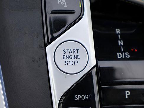 Used 2023 BMW X7 xDrive40i w/ Premium Package image 30