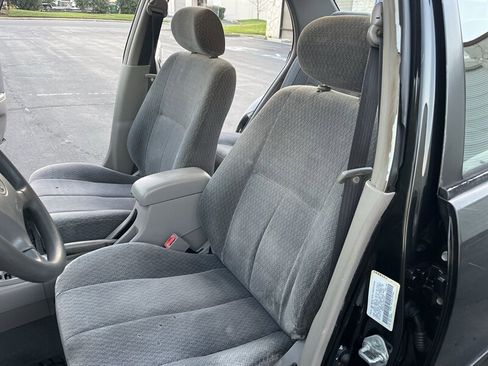 Used 2001 Toyota Corolla LE image 25