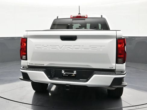 Used 2024 Chevrolet Colorado LT w/ LT Convenience Package RWD image 4