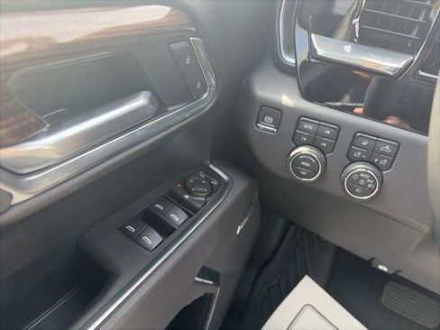 Used 2025 Chevrolet Silverado 1500 LT Trail Boss w/ LT Trail Boss Premium Package image 24