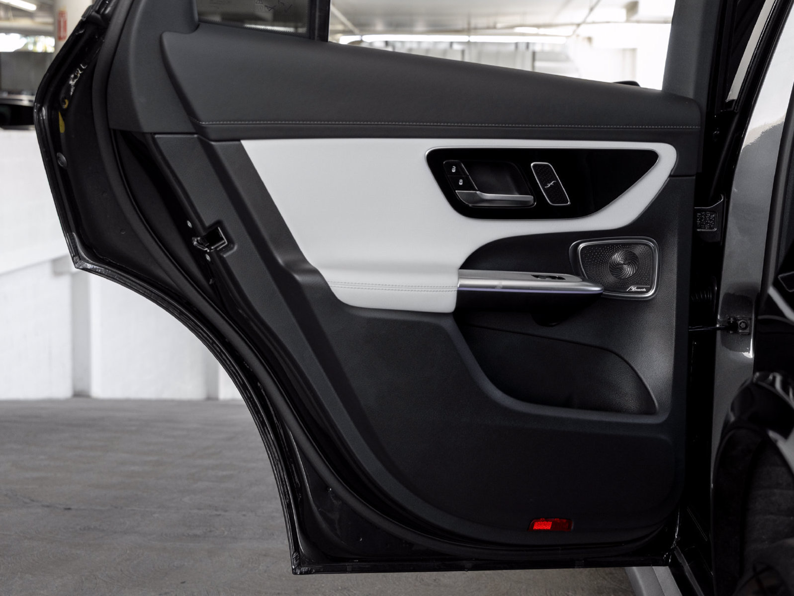 Certified 2026 Mercedes-Benz GLC 300 image 20