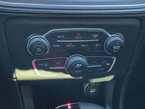 Used 2023 Dodge Charger R/T w/ Plus Group image 31